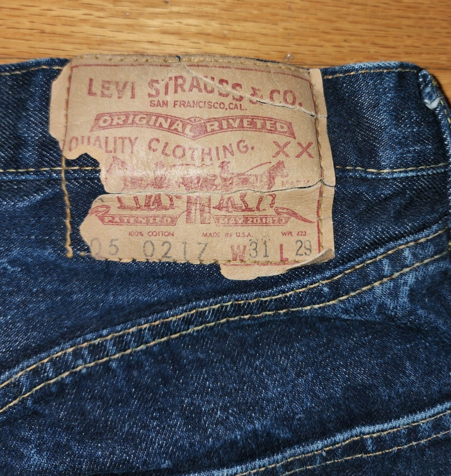 VINTAGE Levis 505 Jeans